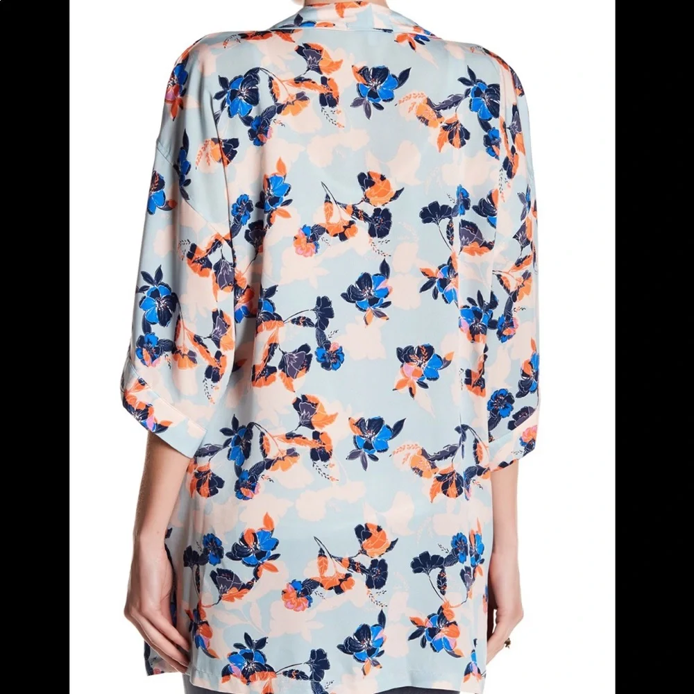 4/$25 Ro & De Mint Floral Kimono Small